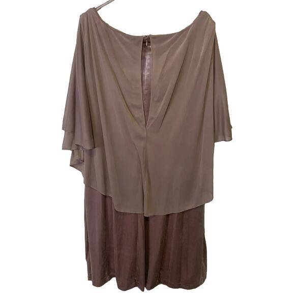 NWT R&M Richards Dress Plus 22W Draped Sleeves $119 Latte Velvet Cocktail Dress - Picture 4 of 13